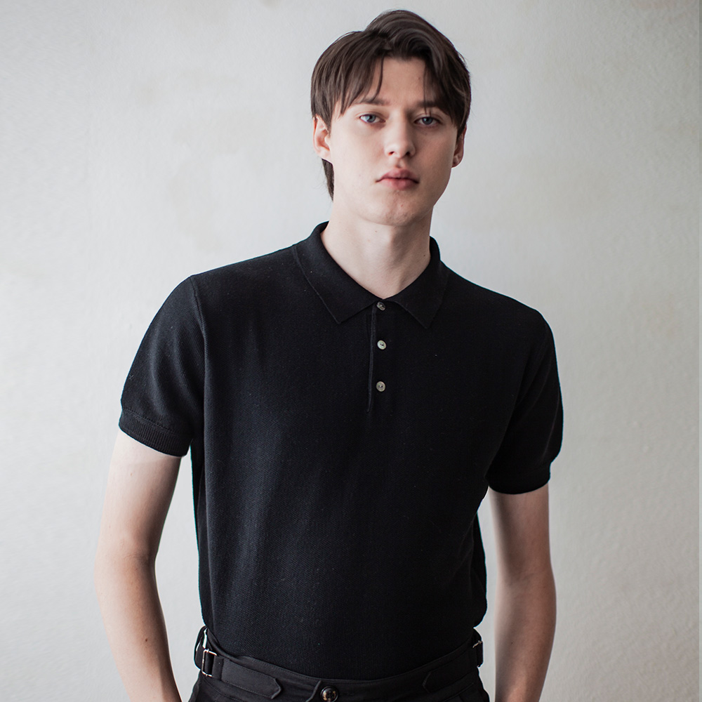 [론트] 000 black Knit Plain Pattern Button Collar Shirts